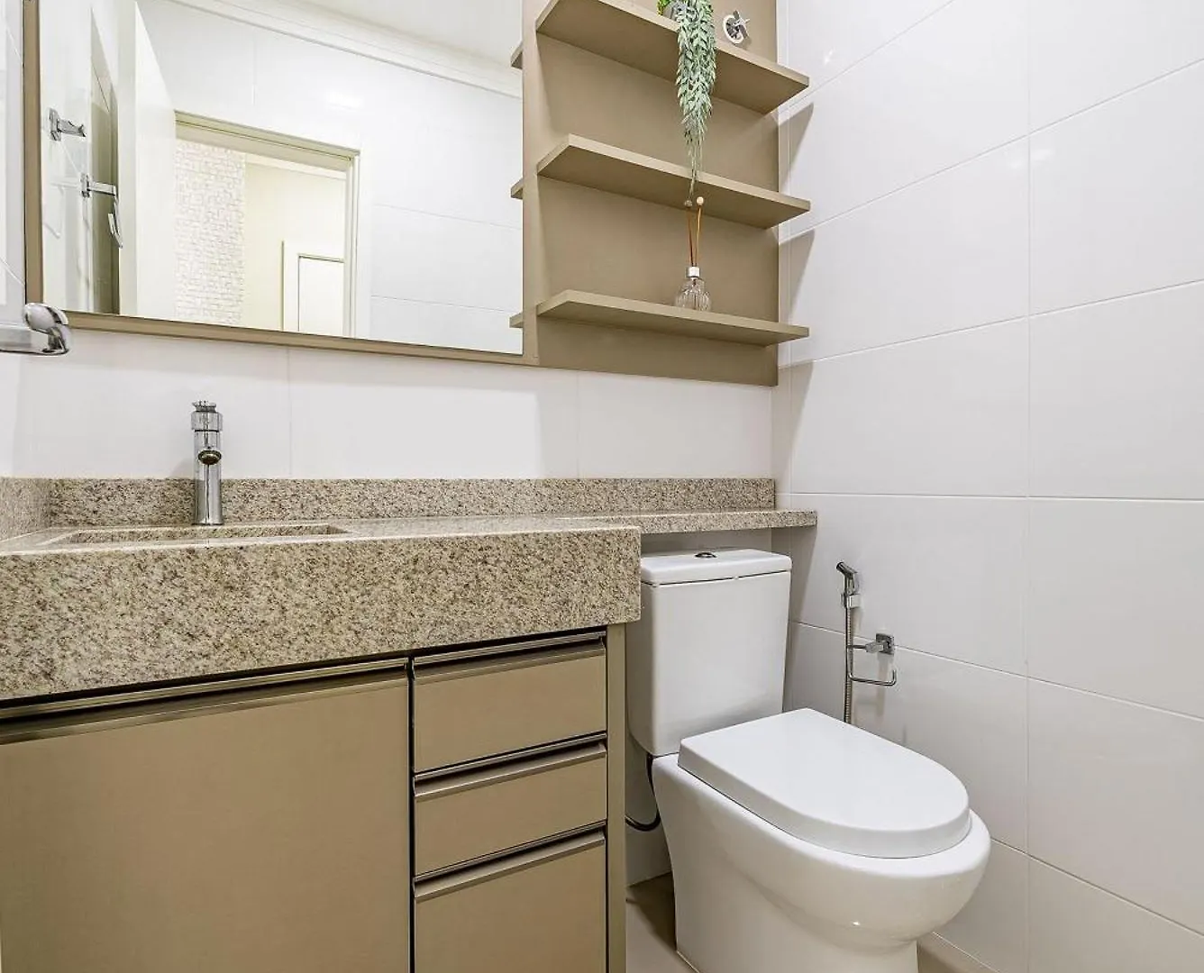 Apartment 403 - Lindo Apto Com 02 Dormitorios Com Localizacao Privilegiada Em Bombas. Bombinhas Brazil